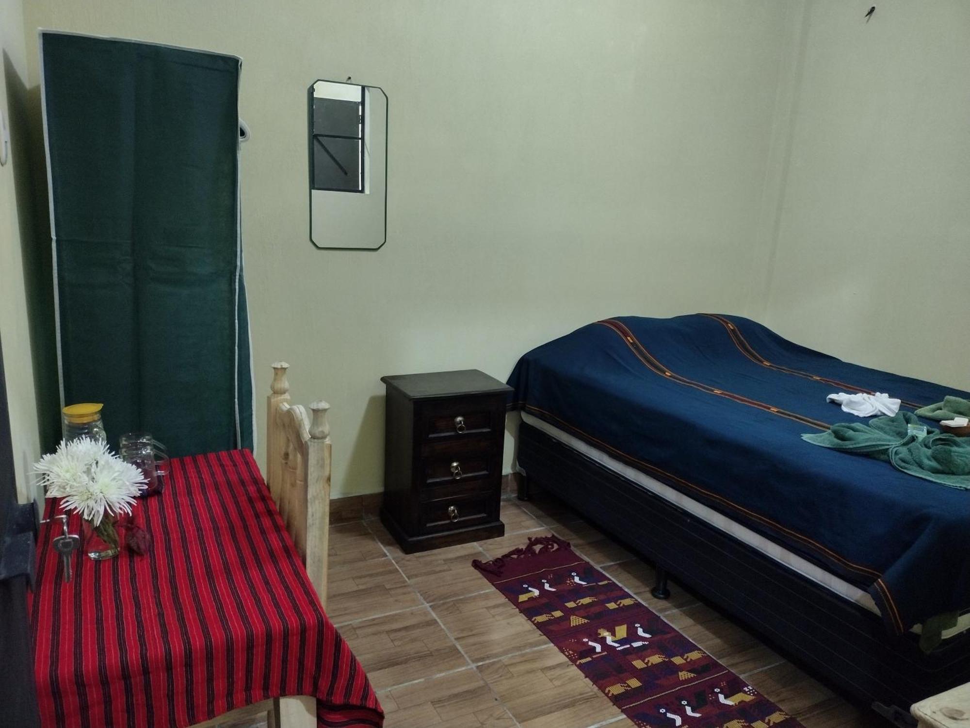 Posada Del Viajero - Mayan Travelers Inn Santa Cruz La Laguna Bagian luar foto