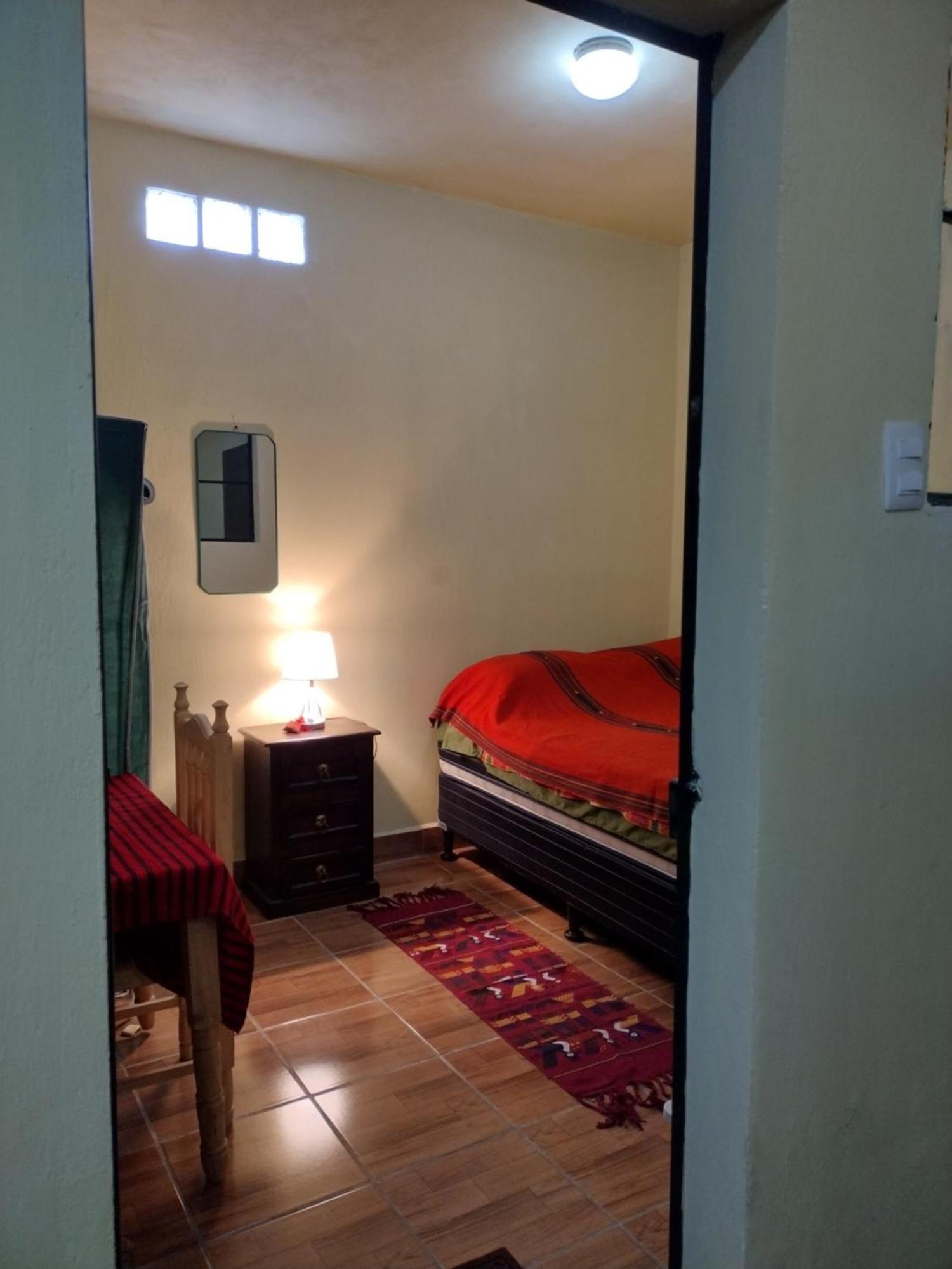 Posada Del Viajero - Mayan Travelers Inn Santa Cruz La Laguna Ruang foto